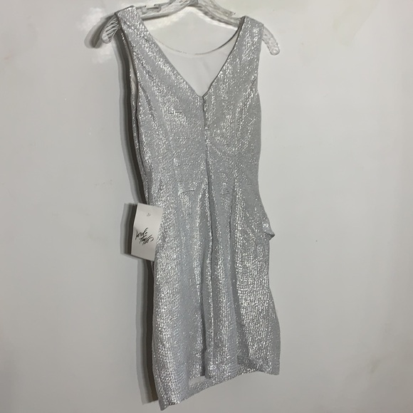 Hailey Logan Adrianna Papell Silver metallic mini Ruffle cocktail dress medium - Picture 4 of 7